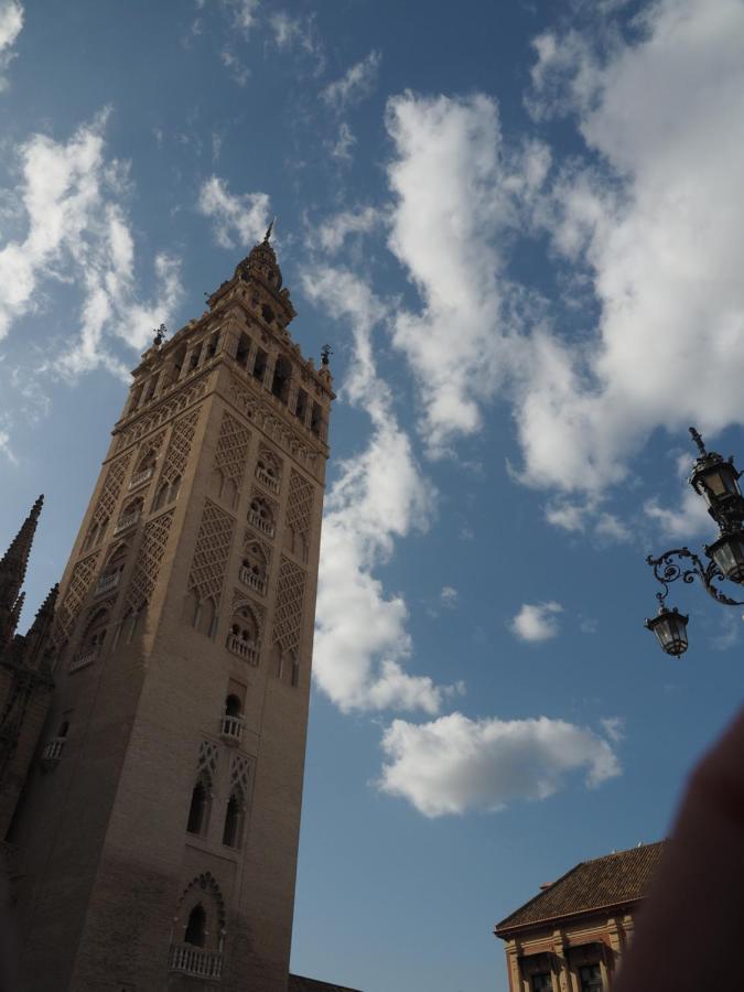 Apartamento Cruz Roja A Sevilla Eksteriør billede